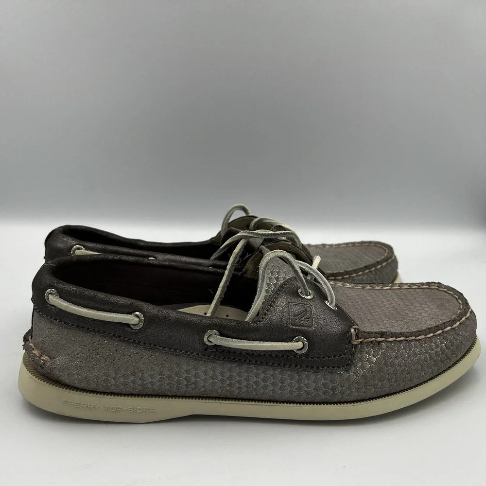 Sperry Angelfish Silver Metallic Leather Boat Shoes W‎ 9M Coastal Marina Preppy